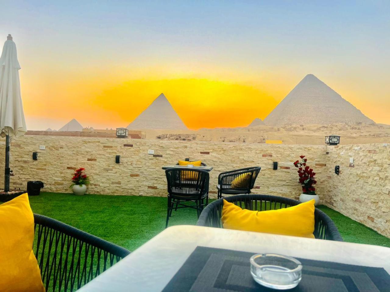 New Scarab Pyramids View Hotel Kafret el-Gabal Eksteriør billede